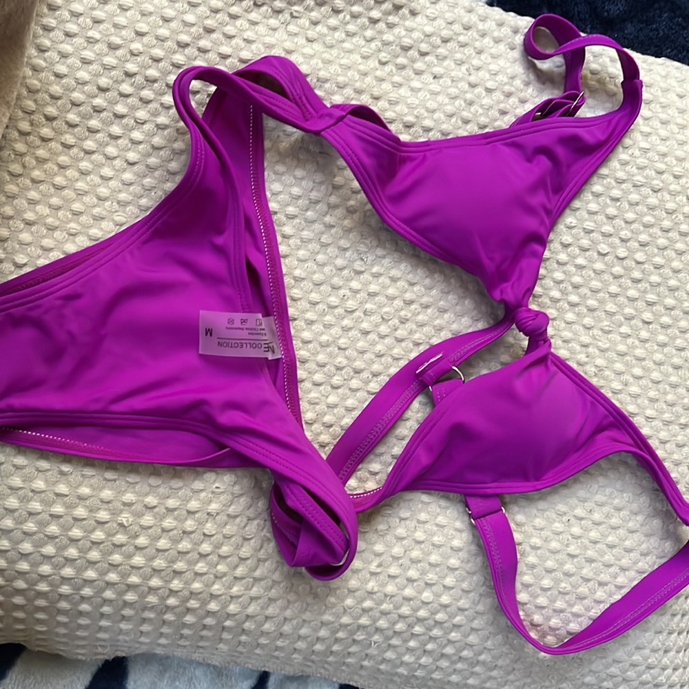 One piece bathing suit